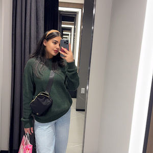 Meet your Posher, Jasmine